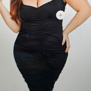Plus Black V Neck Ruched Bodycon Midi Dress 14/16-1XL